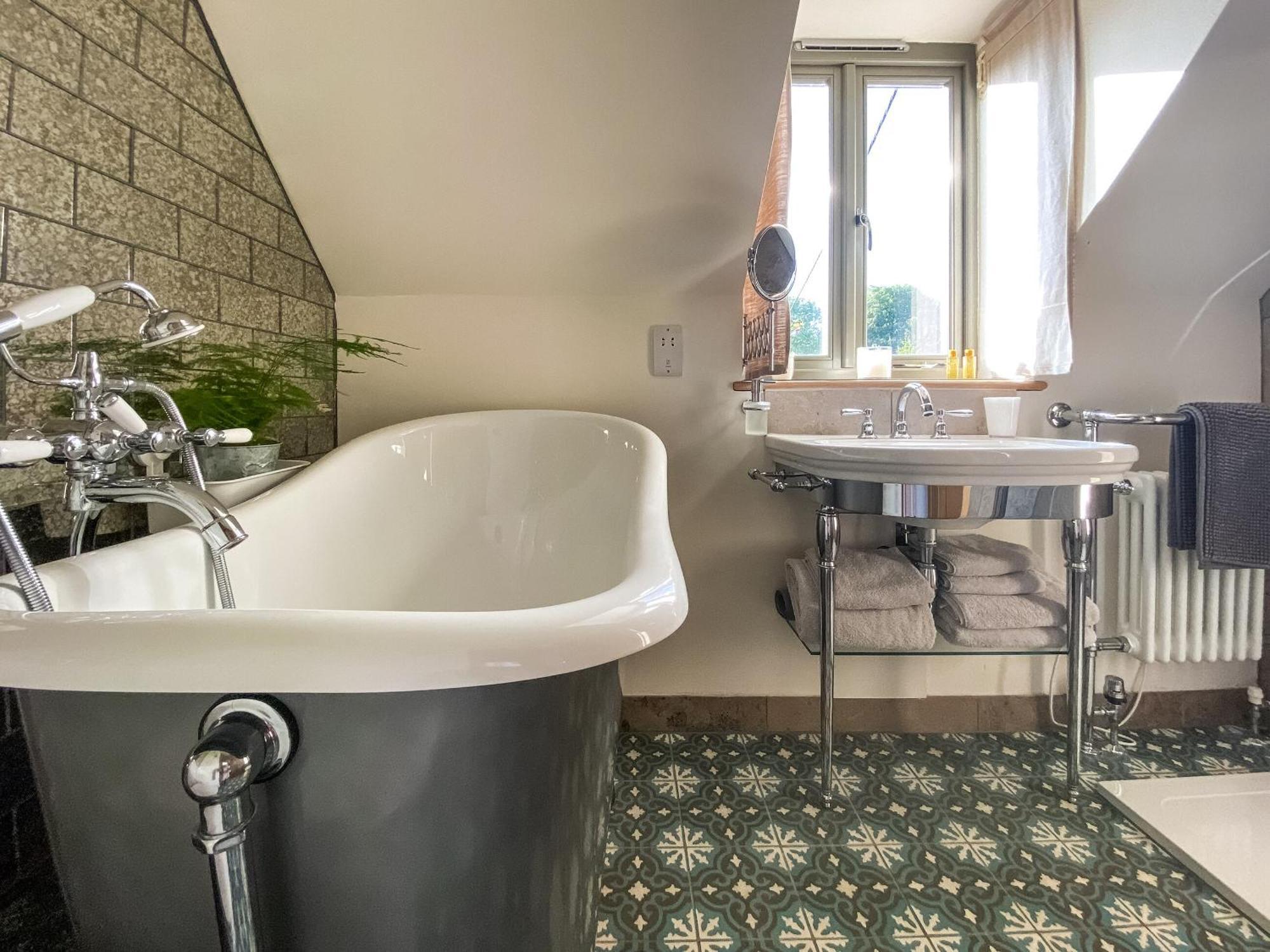 Finch Cottage Farnborough  Экстерьер фото